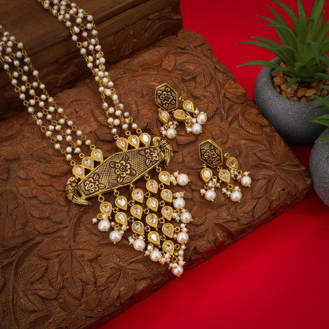 Natural Syndicate Polki Diamond & Pearl Stringed Pendant Set