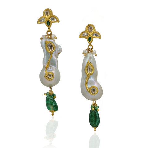 Royal Pearl & Polki Suite: Hand-Strung Necklace with Emerald Glass-Filled Drops
