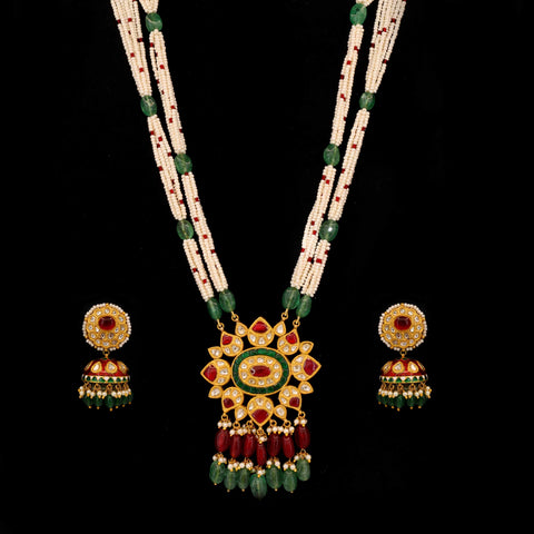Vasuprada Polki Diamond Pendant Set