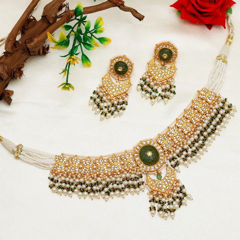 Green Necklace Set