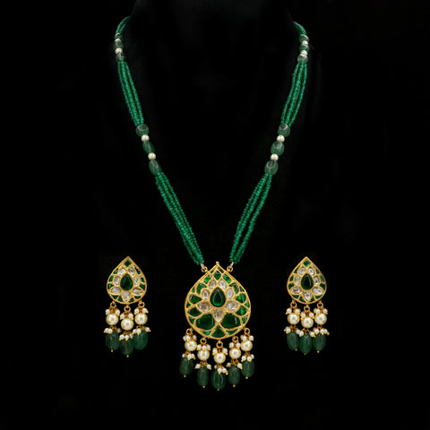 Syndicate Polki & Emerald-Green Glass Bead Heritage Pendant Set