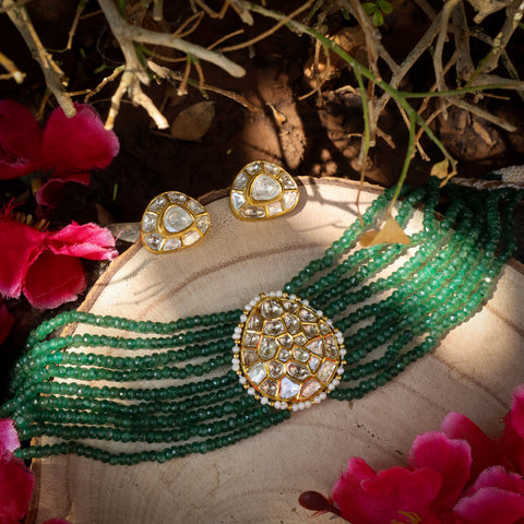 Gold Jadau Choker Set with Natural Syndicate Polki Diamonds & Multi-Strand Natural Glass-Filled Emerald Beads