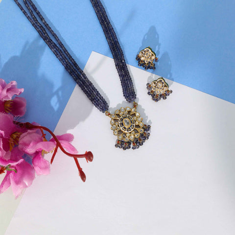 Ambar Tarang Polki Diamond Pendant Set