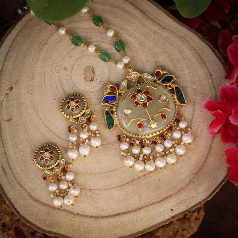 Royal Peacock 18KT Gold - Margaj Stone Carved Pendant Set