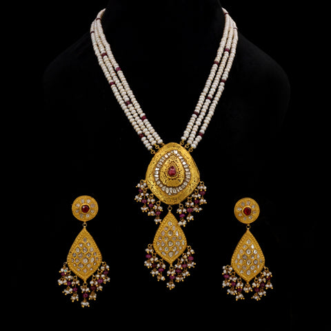 Exquisite Handcrafted Gold Polki Diamond & Natural Ruby Pearl String Necklace Set